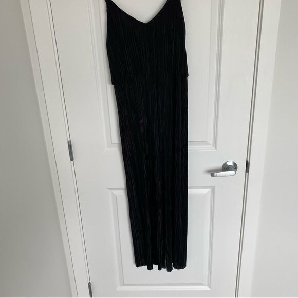 NEW LOOK | Pleated Jumpsuit - Picture 6 of 14